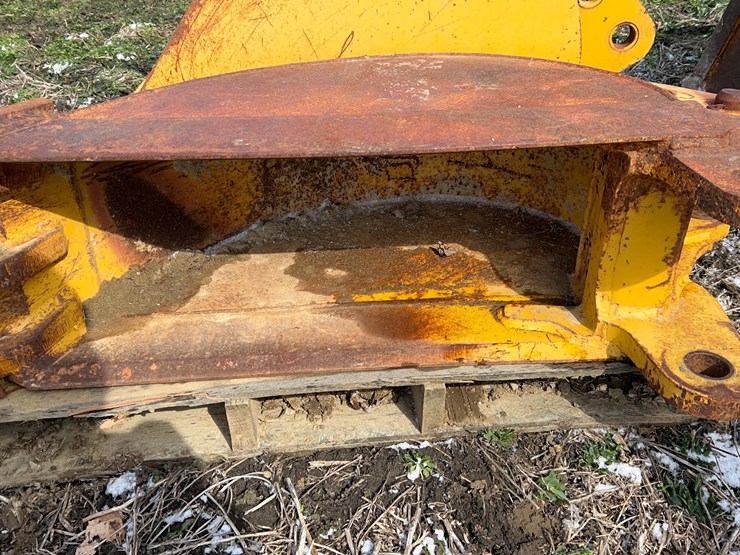 john-deere-12-image-5