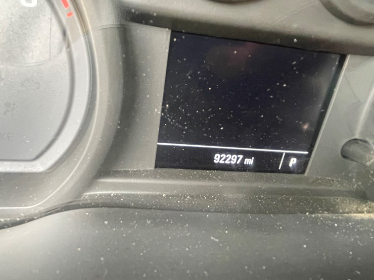 2020-chevrolet-2500hd-image-96