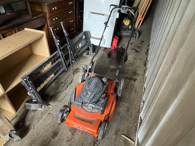 #2002-•-ariens-lm22-self-propelled-mower-image-1