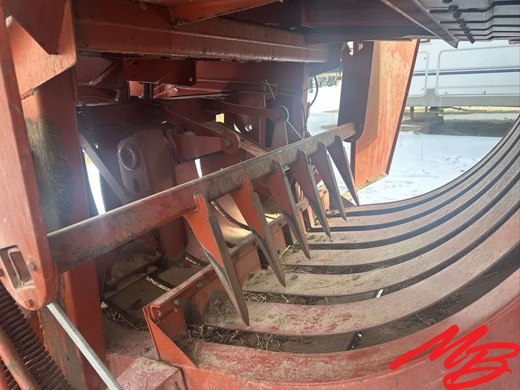 hesston-4900-image-173