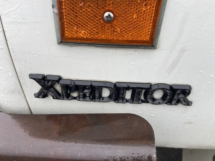 2010-autocar-xpeditor-image-32