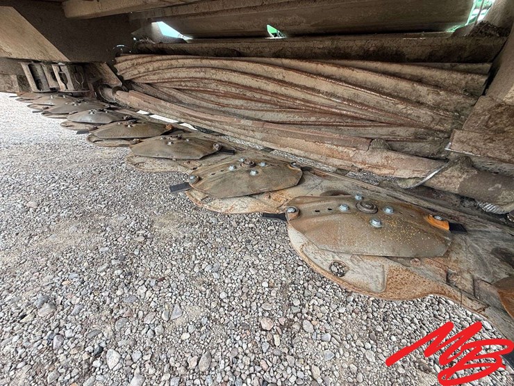 2011-john-deere-r450-image-24