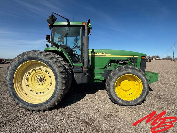 2000-john-deere-8210-image-5