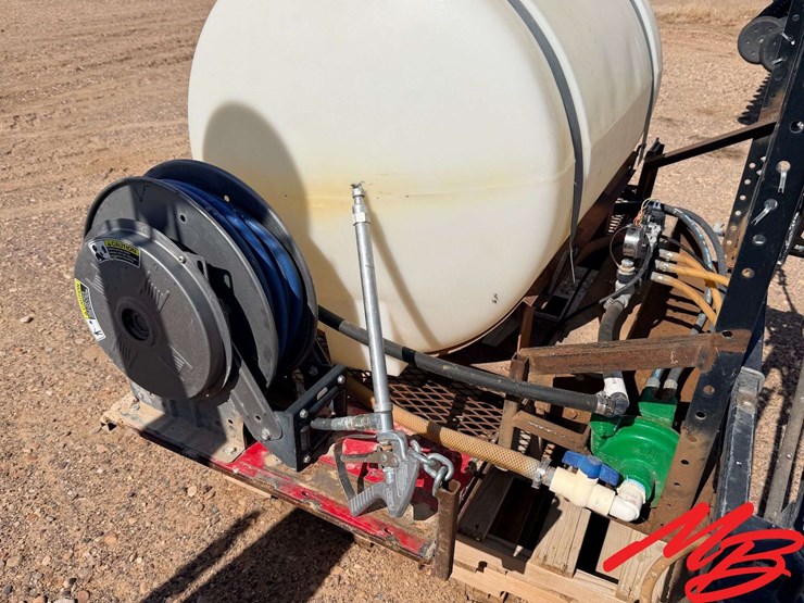 150-gallon-3-pt-sprayer-image-4