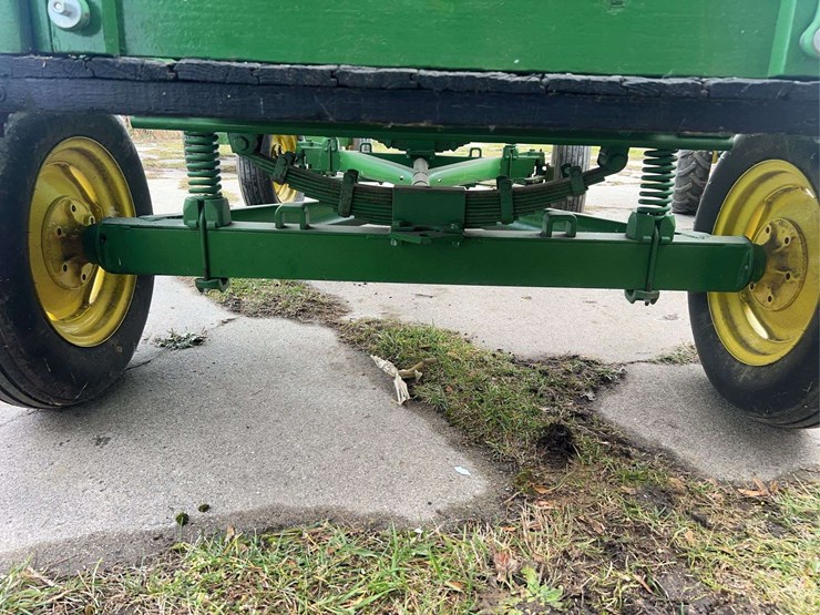 john-deere-flare-box-and-running-gear-image-28