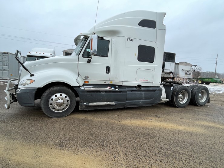 2016-international-prostar-image-27