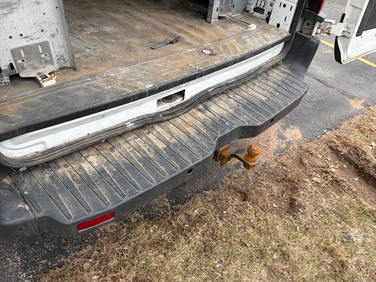 2015-ford-transit-image-41