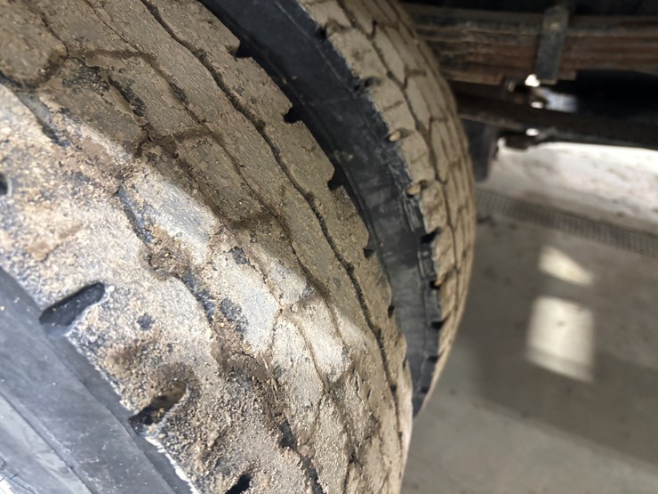 #2331-•-2022-chevrolet-5500-hd-flatbed-truck-image-82