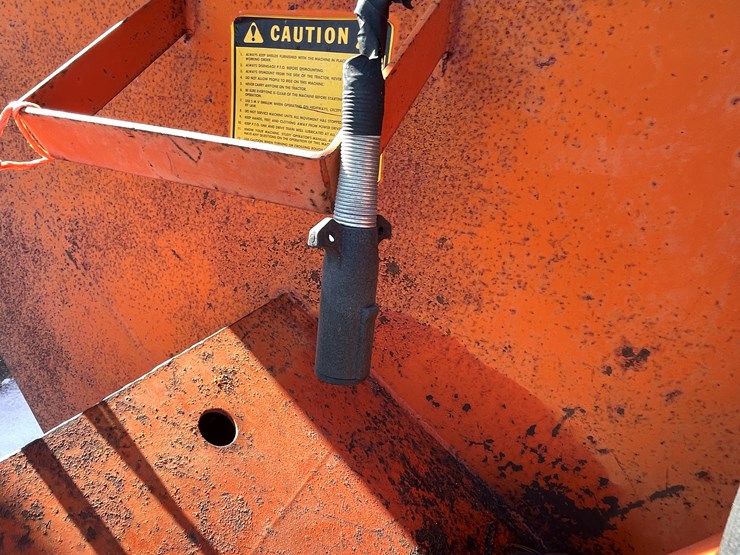 #1013-•-caldwell-grain-cart-image-31