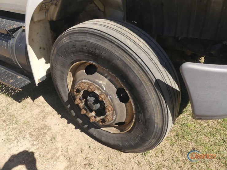 2008-international-durastar-4300-image-10