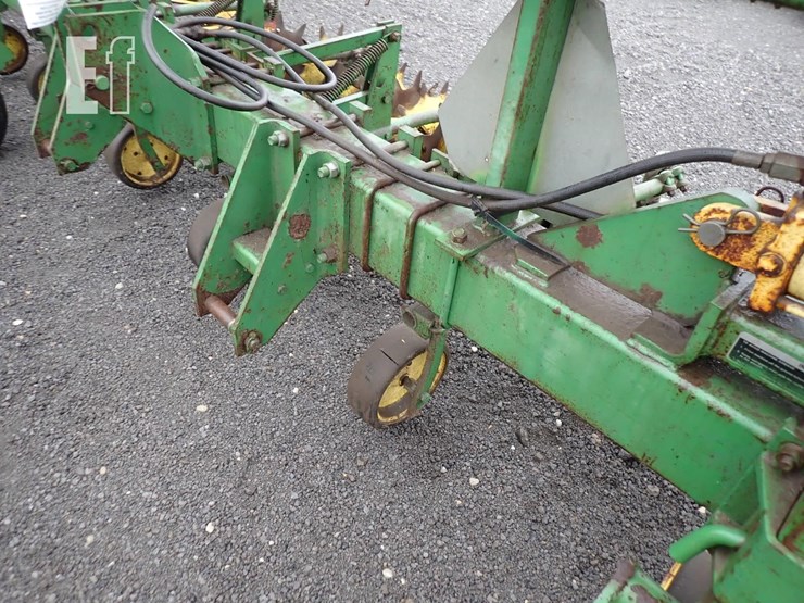 john-deere-85-image-2
