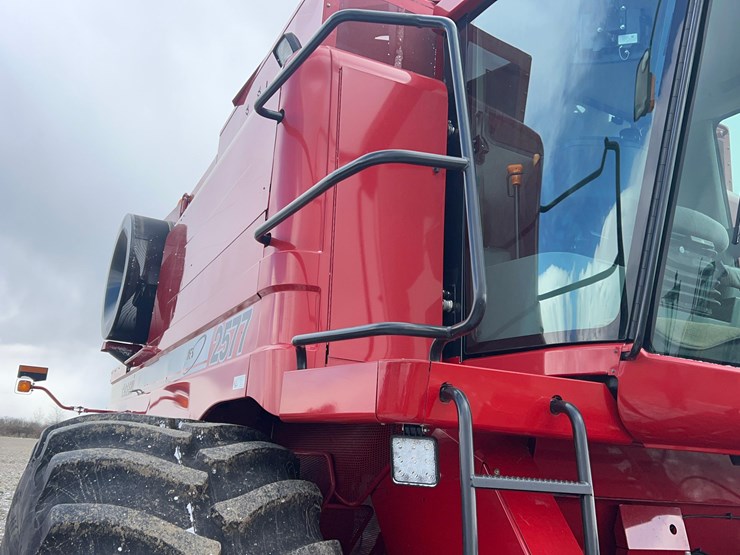 2008-case-ih-2577-image-16