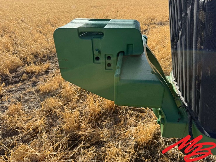 2010-john-deere-8245r-image-10