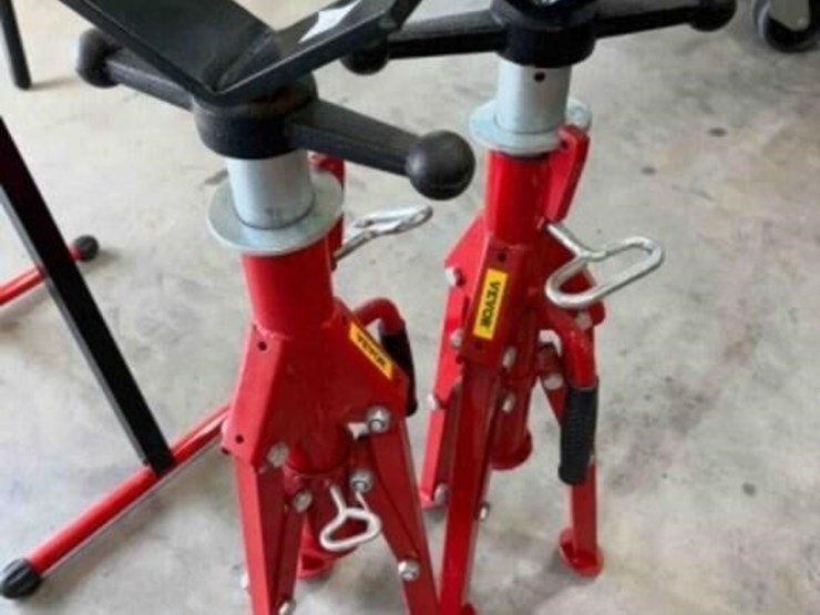 2---vevor-pipe-stands-image-1