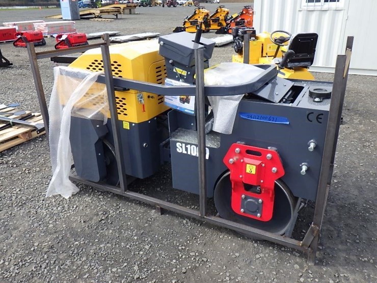 2026-sdlool-1000-vibratory-smooth-drum-roller-image-2