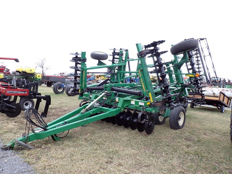 great-plains-2200tt-image-1