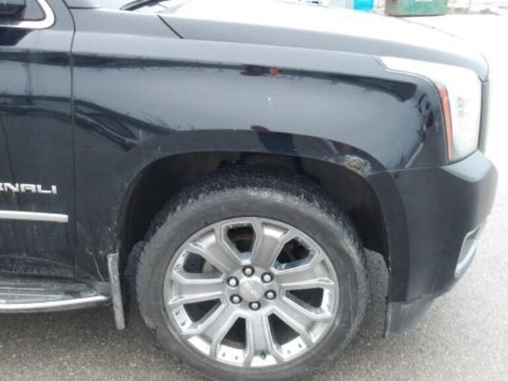 2016-gmc-yukon-denali-image-70