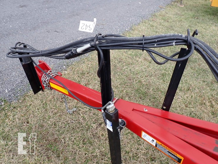 2020-case-ih-crumbler-110-image-13