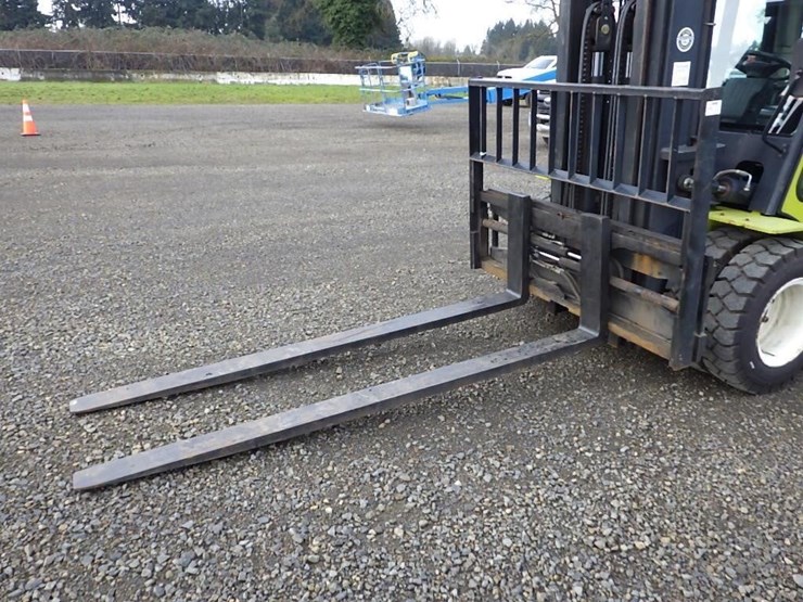 clark-c45-forklift-image-10