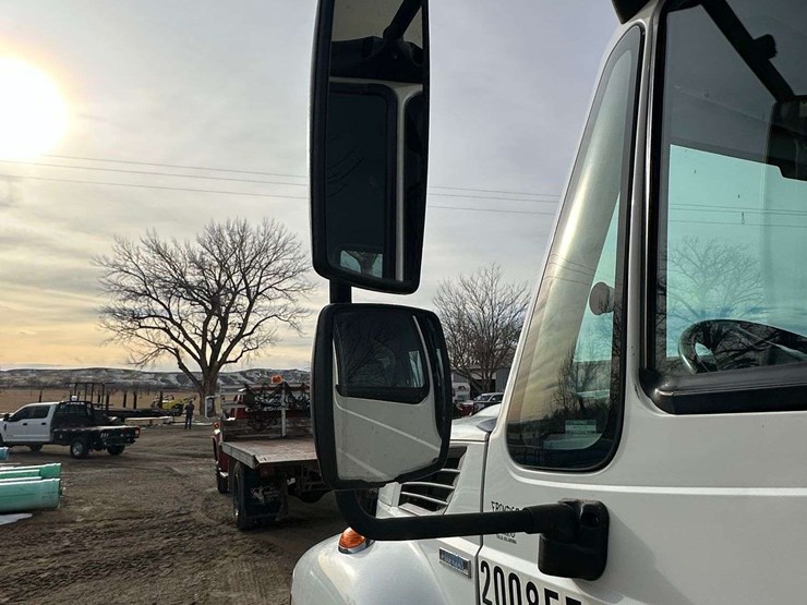 2008-international-7400-image-12