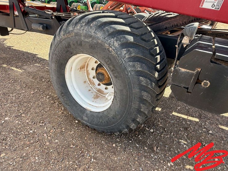 mil-stak-pt/2016-large-bale-stacker-image-12