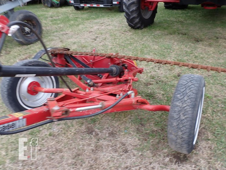 case-ih-1100-image-3