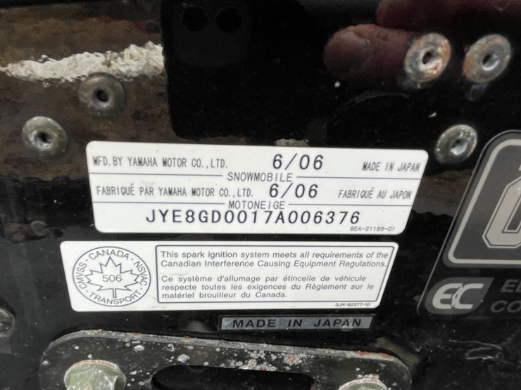 #1006-•-2006-yamaha-apex-gt-snowmobile-(fall-creek,-wi)-(no-registration-card)-image-29