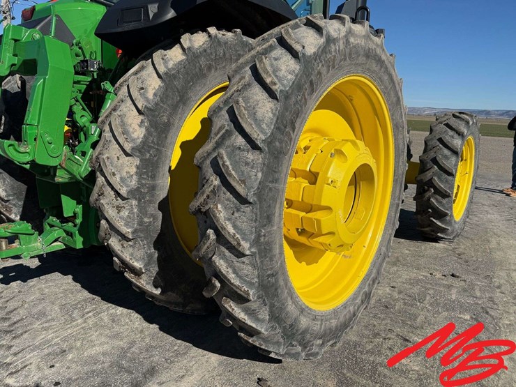 2023-john-deere-8r-340-image-16