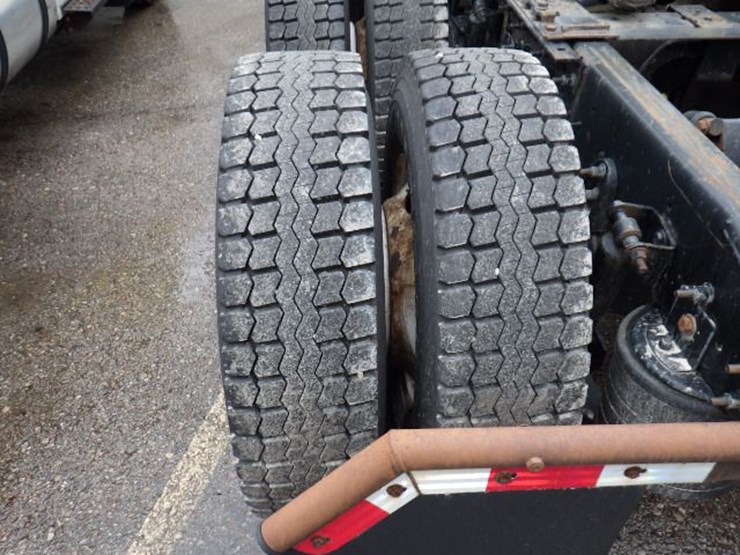 2016-international-8600-image-12