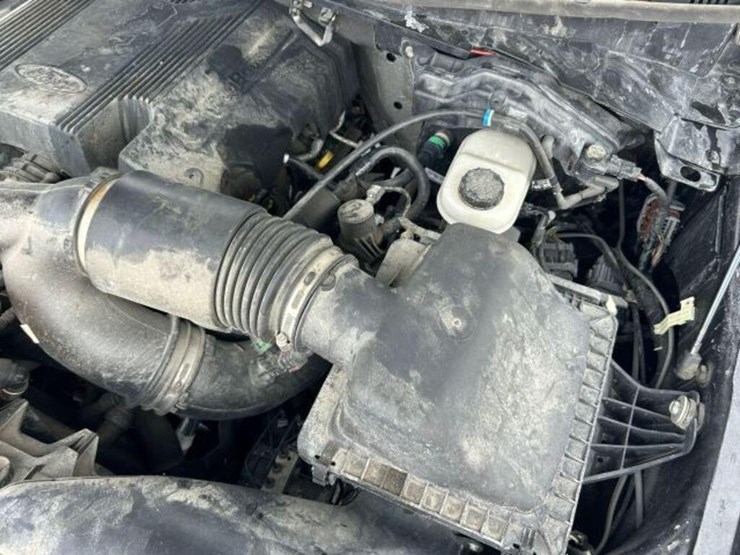 2017-ford-f150-xlt-image-31