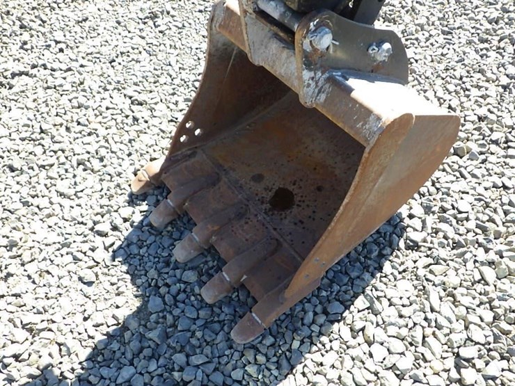 yanmar-vio35-6a-image-23