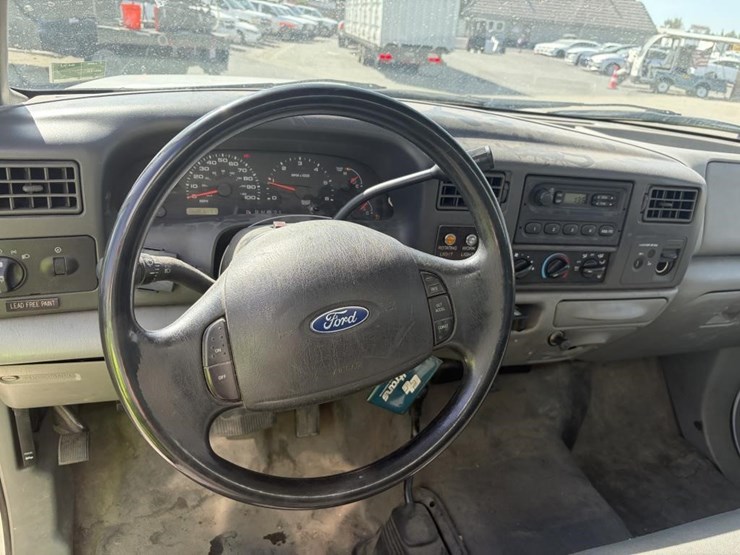 2002-ford-f450-image-13