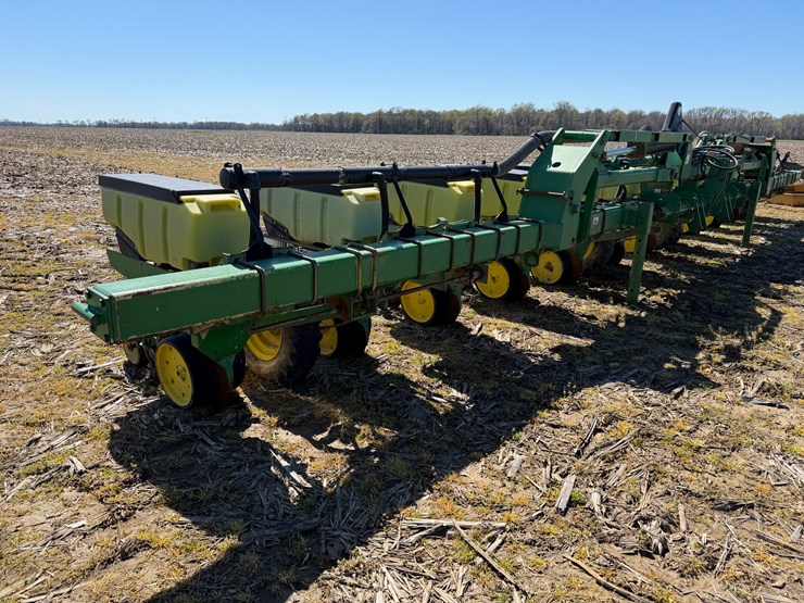 john-deere-1720-image-2