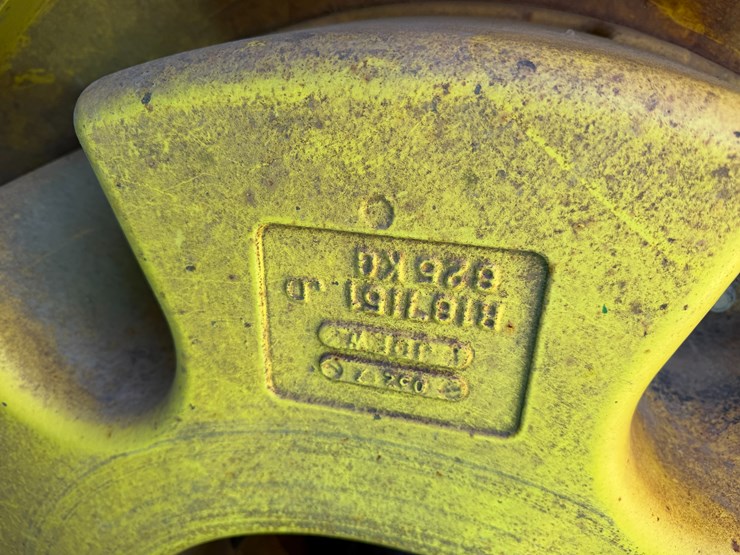 2010-john-deere-8270r-image-12