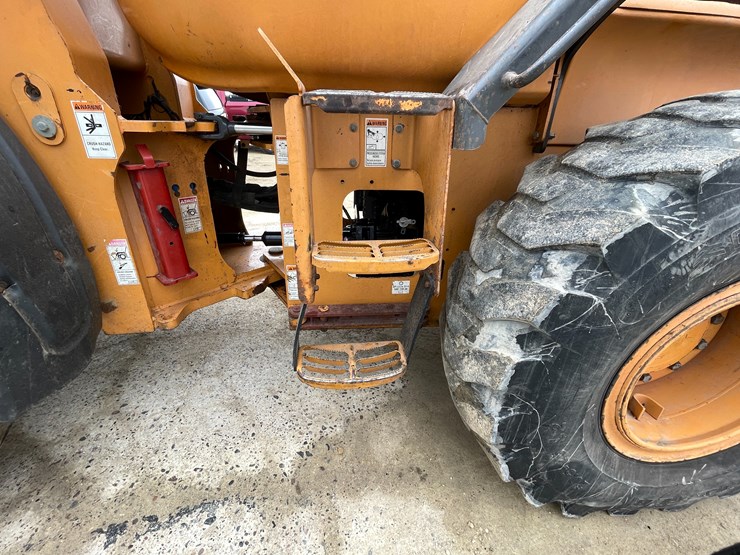 2008-case-621e-xr-image-52