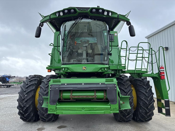 2023-john-deere-s780-image-10