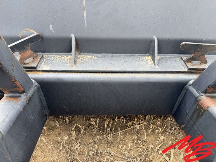 1996-leon-1000-image-51