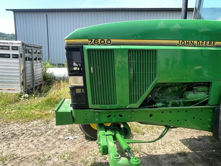 john-deere-7600-image-38