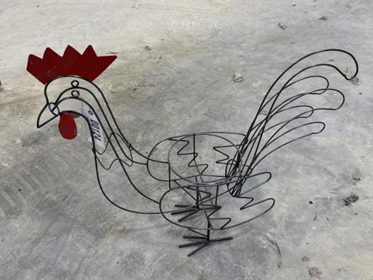 #124-•-wire-rooster-planter-image-1