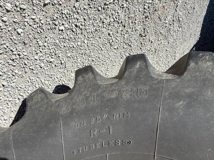 2005-john-deere-9660-sts-image-34