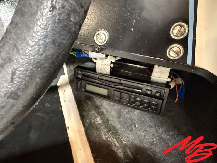 1993-chevrolet-350-image-31