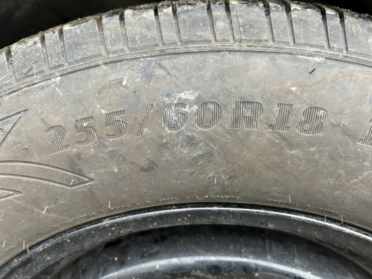 2020-ford-explorer-image-29