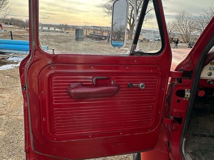 1971-ford-600-image-15