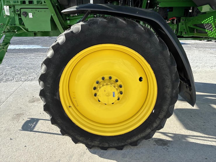 2022-john-deere-410r-image-51