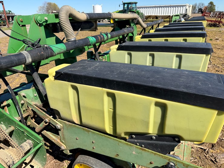 john-deere-1720-image-43