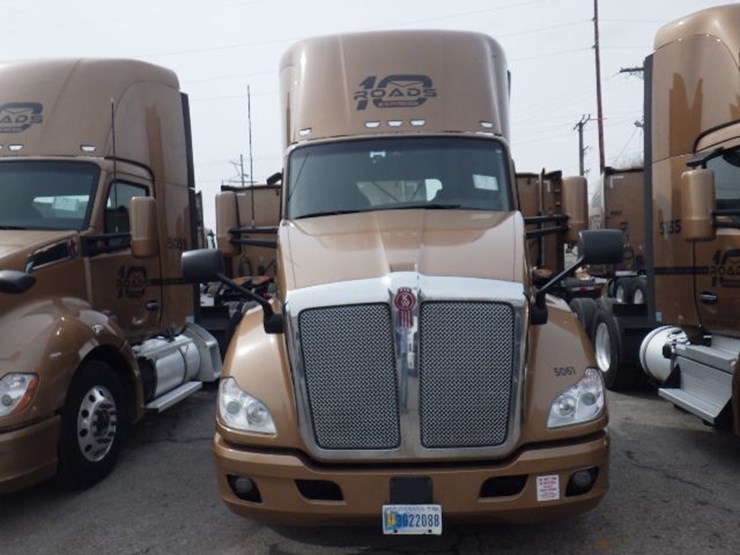 2022-kenworth-t680-image-2