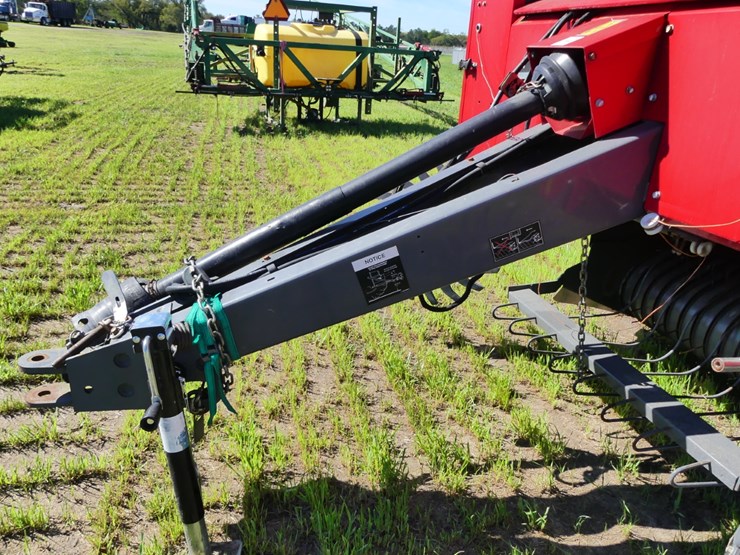 massey-ferguson-1745-image-8