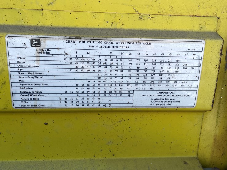 john-deere-8200-image-36