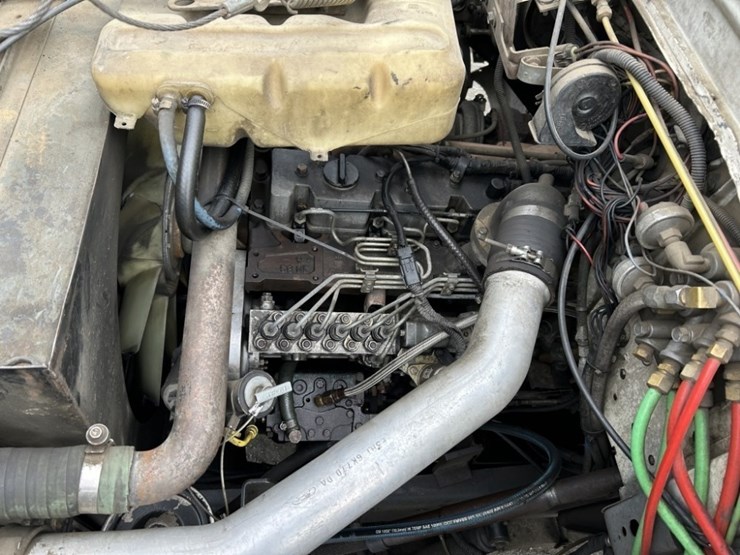 1994-ford-l8000-image-52