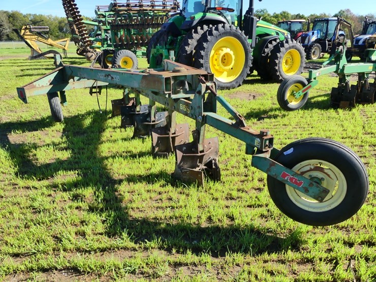 john-deere-965-image-1